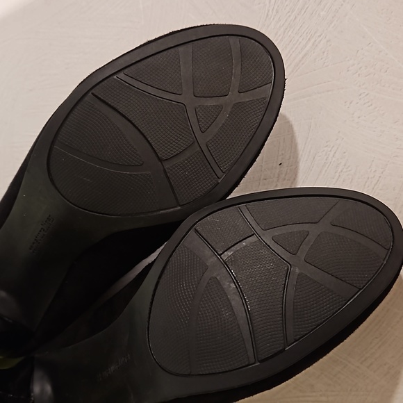 NATURALIZER Size 10M NWOT Black, slide on, elastic edged shiny heel Travel - Picture 5 of 8